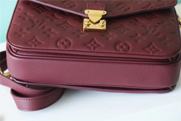 HOT SALE LOUIS VUITTON POCHETTE METIS