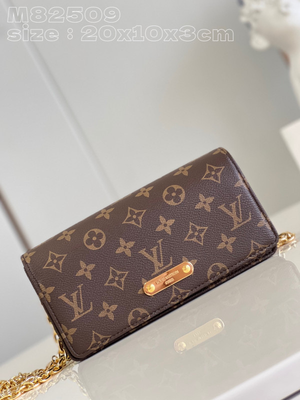 [FREE SHIPPING] LOUIS VUITTON Wallet On Chain Lily