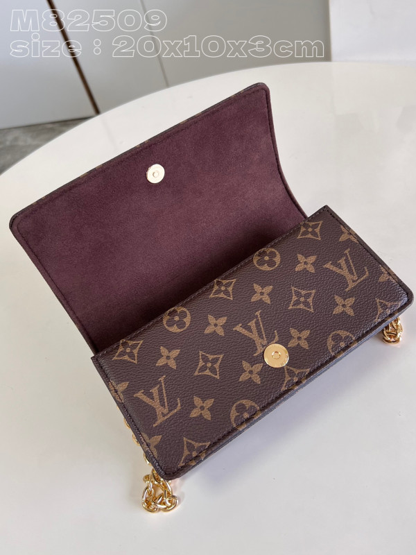 [FREE SHIPPING] LOUIS VUITTON Wallet On Chain Lily