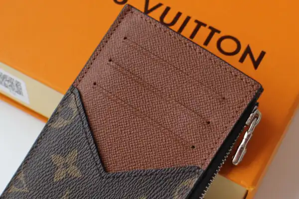 TO LOUIS VUITTON COIN CARD HOLDER