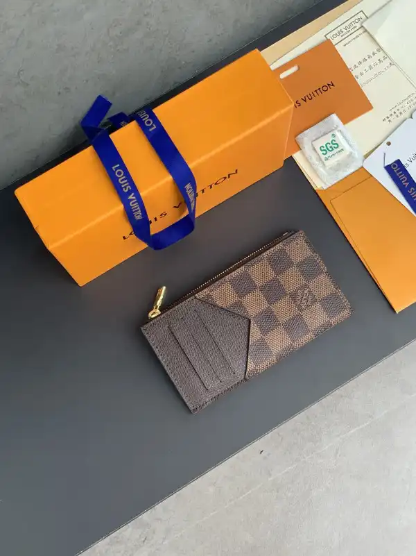 TO LOUIS VUITTON COIN CARD HOLDER