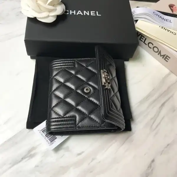 CHANEL WALLET