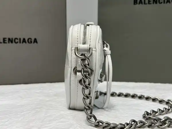 First bag ru BALENCIAGA  Le Cagole Heart mini metallic crinkled-leather shoulder bag