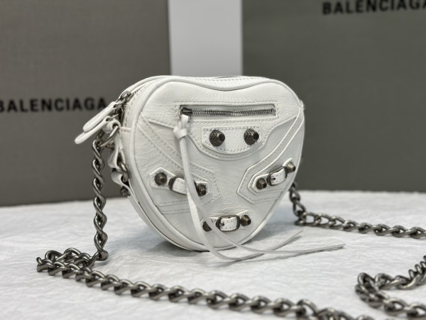 HOT SALE BALENCIAGA  Le Cagole Heart mini metallic crinkled-leather shoulder bag