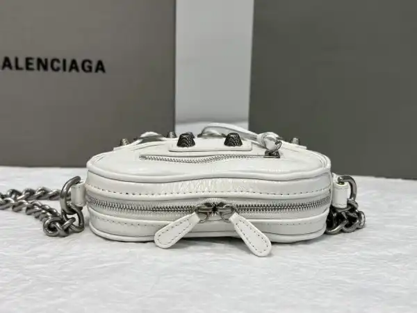 Affordable BALENCIAGA  Le Cagole Heart mini metallic crinkled-leather shoulder bag