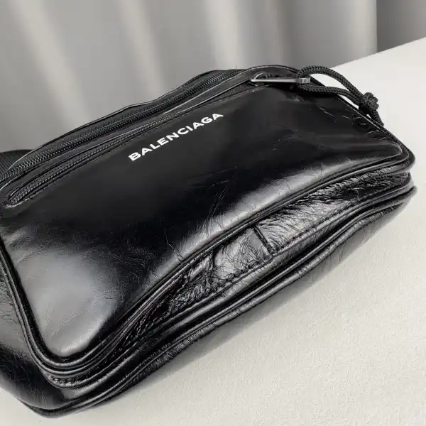 First bag ru BALENCIAGA EVERYDAY BELTPACK