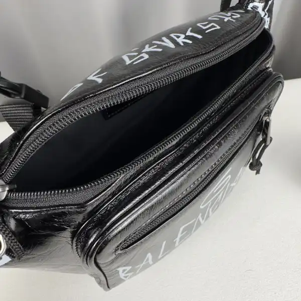 Bagsoffer yupoo BALENCIAGA EVERYDAY BELTPACK