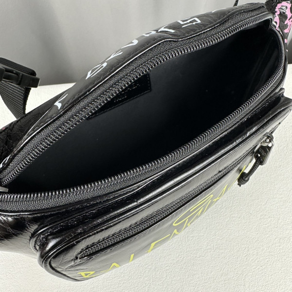 HOT SALE BALENCIAGA EVERYDAY BELTPACK