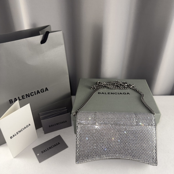 HOT SALE BALENCIAGA HOURGLASS WALLET ON CHAIN