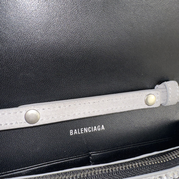 HOT SALE BALENCIAGA HOURGLASS WALLET ON CHAIN