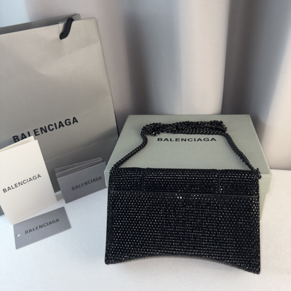 HOT SALE BALENCIAGA HOURGLASS WALLET ON CHAIN