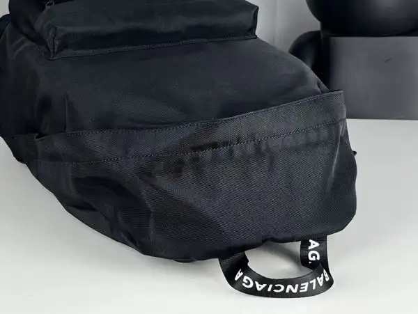 Yupoo bagsoffer BALENCIAGA BACKPACK