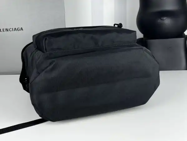 Yupoo bagsoffer BALENCIAGA BACKPACK