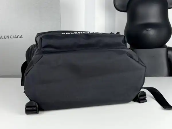 Frstbag ru BALENCIAGA BACKPACK