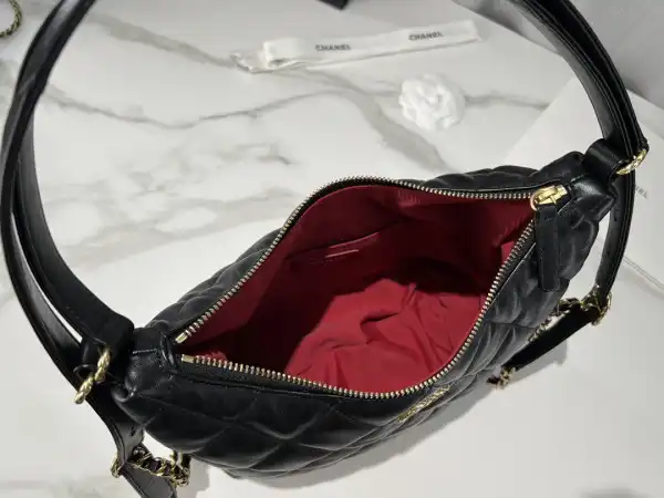 First bag ru CHANEL HOBO HANDBAG