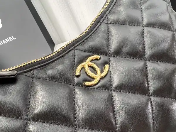 First bag ru CHANEL HOBO HANDBAG