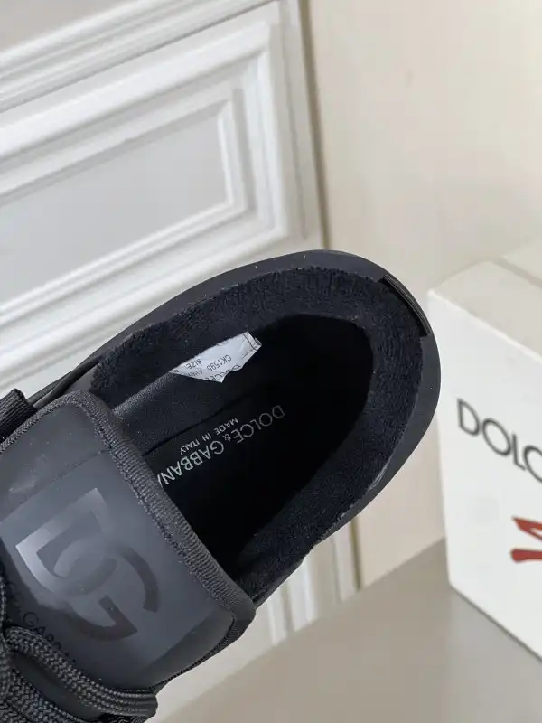 First bag ru Dolce&Gabbana SNEAKER