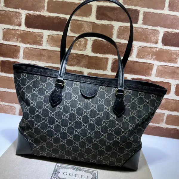 First bag ru Gucci OPHIDIA MEDIUM TOTE BAG