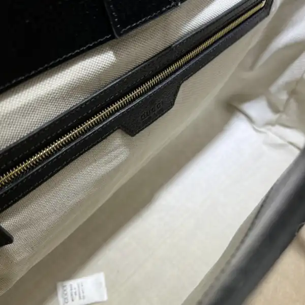 First bag ru Gucci OPHIDIA MEDIUM TOTE BAG