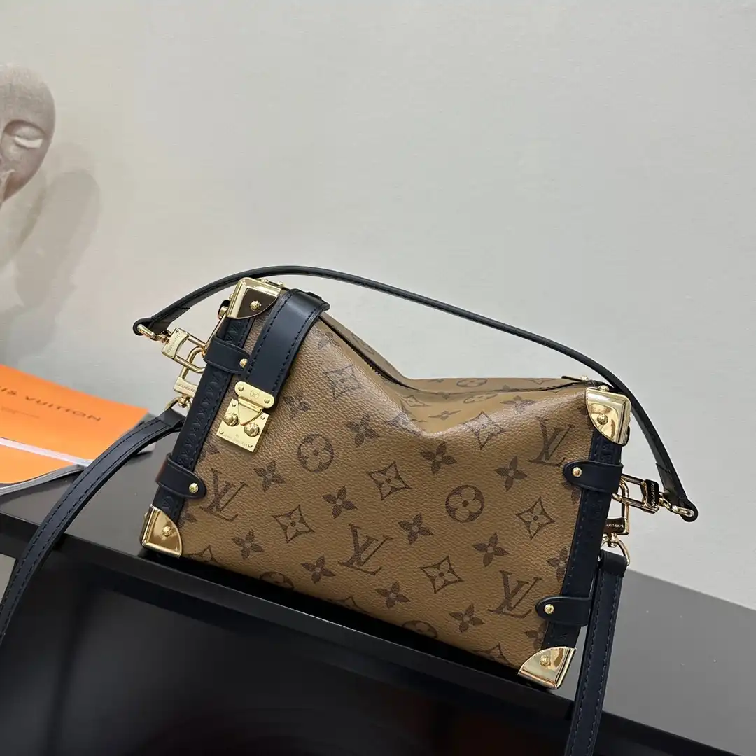 LOUIS VUITTON SIDE TRUNK MM