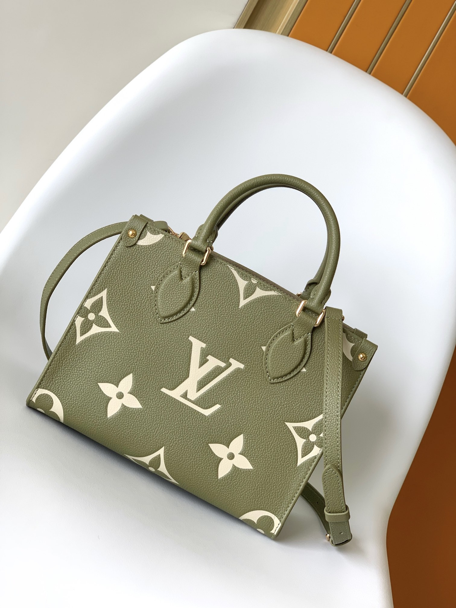 HOT SALE LOUIS VUITTON ONTHEGO PM