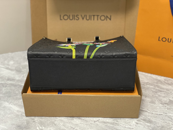 LOUIS VUITTON X YK ONTHEGO MM