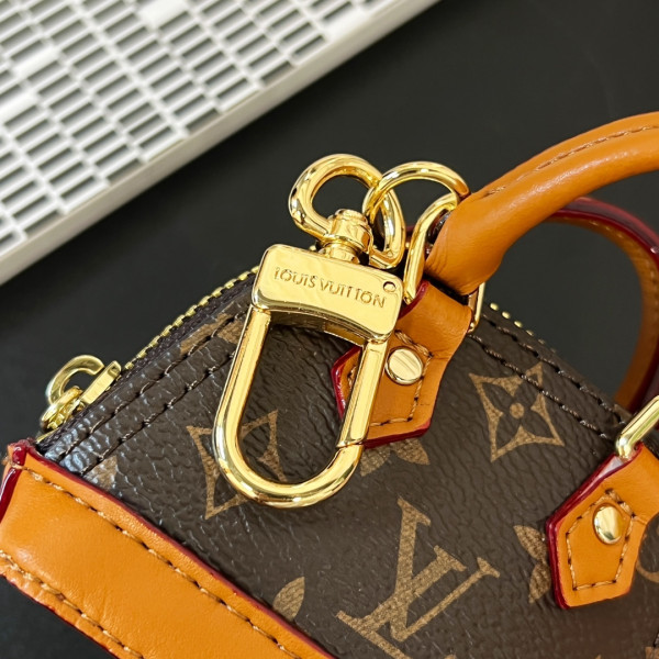 HOT SALE LOUIS VUITTON KAEY CHAIN