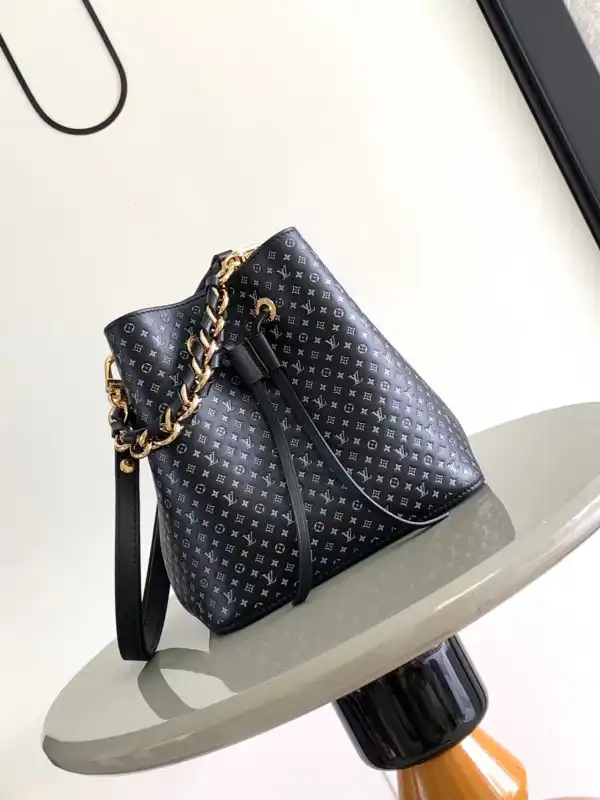 Rep LOUIS VUITTON NÉONOÉ BB