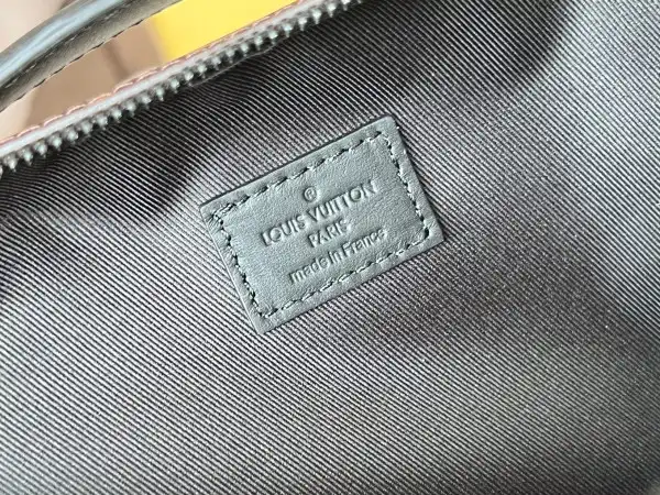 TO LOUIS VUITTON HANDLE SOFT TRUNK