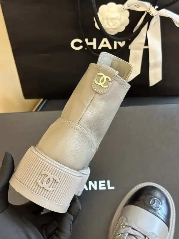 First bag ru CHANEL BOOTS