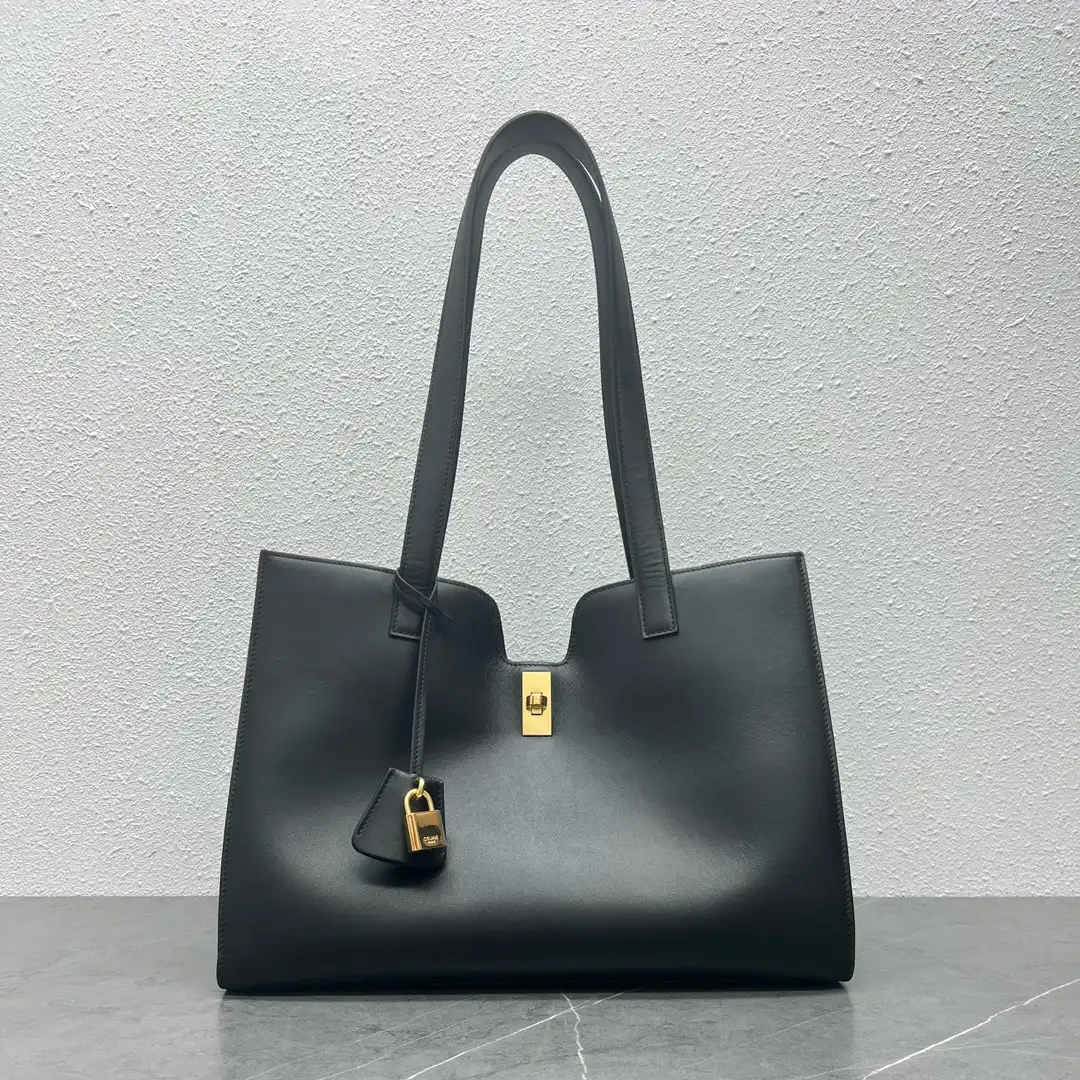 First bag ru CELIN* CABAS 16 IN SMOOTH CALFSKIN