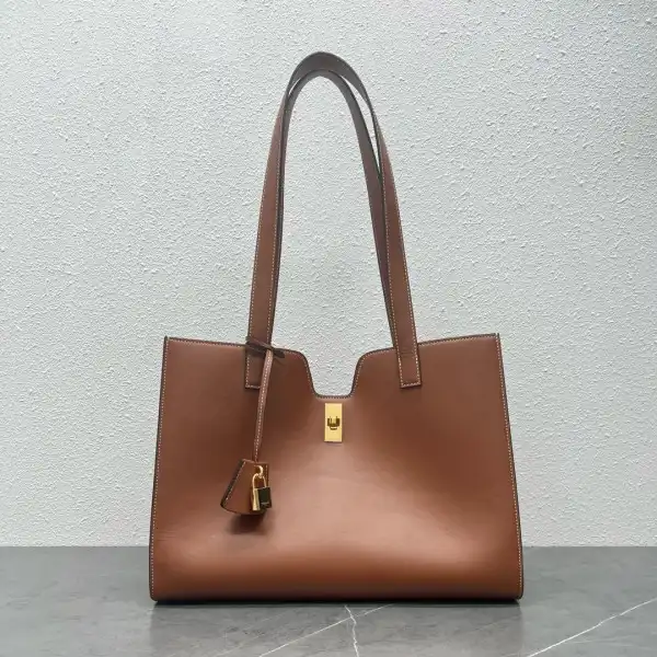 First bag ru CELIN* CABAS 16 IN SMOOTH CALFSKIN