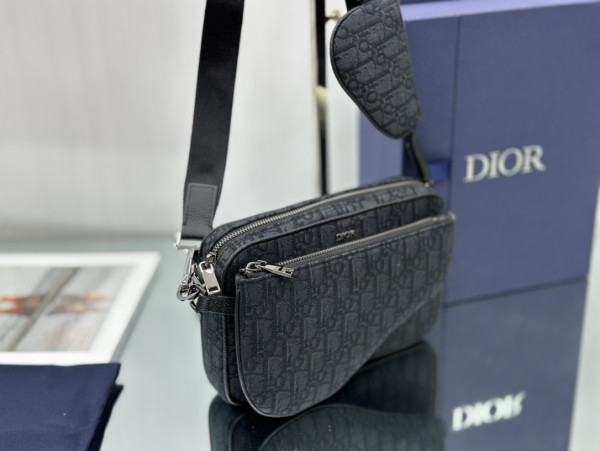 HOT SALE Diro Saddle Triple Pouch