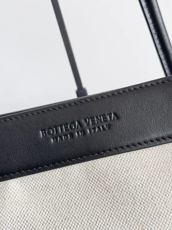 First bag ru BOTTEGA VENETA Portello Tote