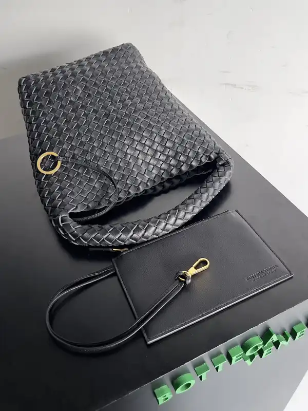 BOTTEGA VENETA SMALL ANDIAMO