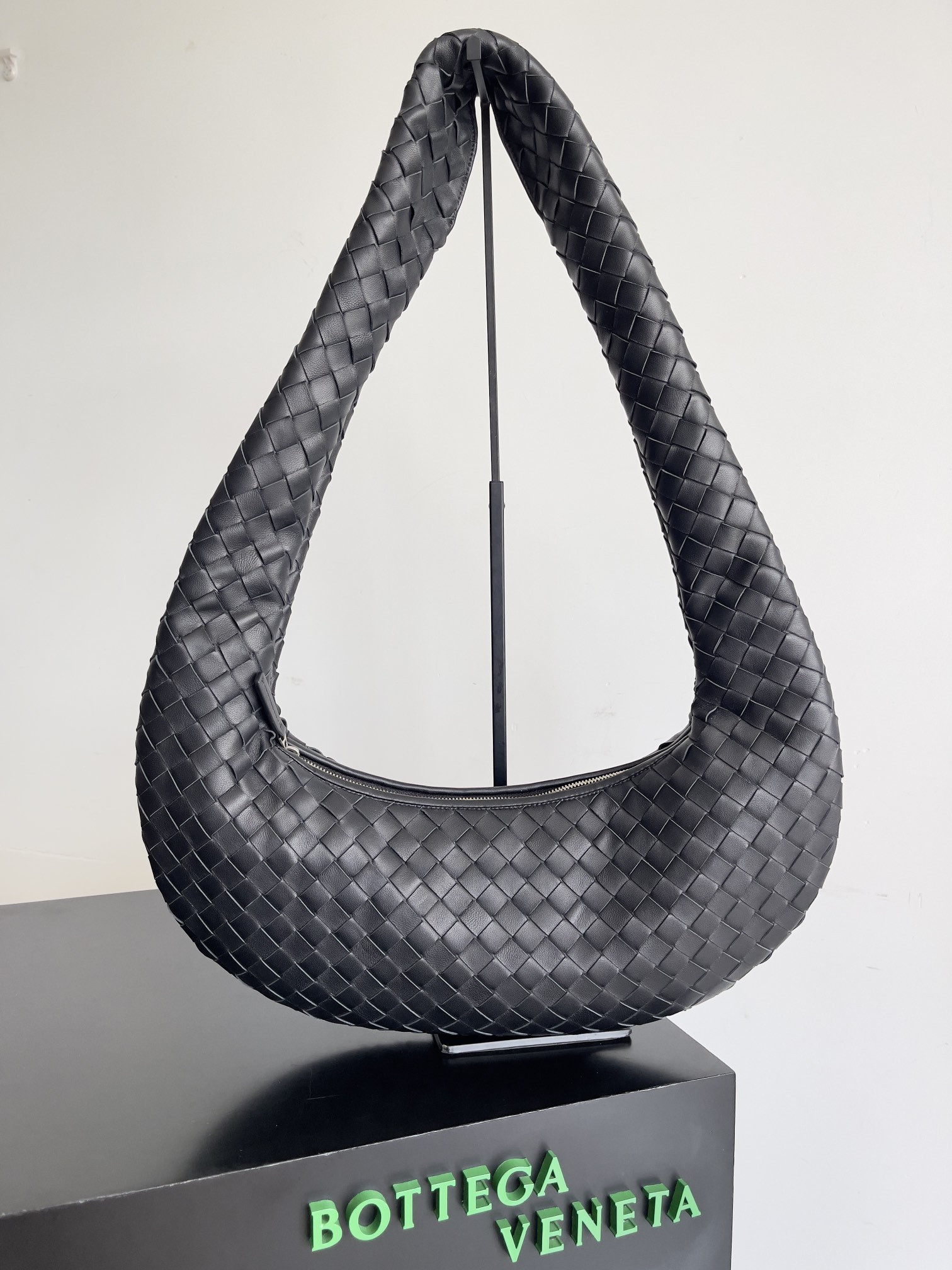 HOT SALE BOTTEGA VENETA Buddy