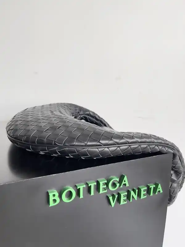 Firstbag Ru BOTTEGA VENETA Buddy