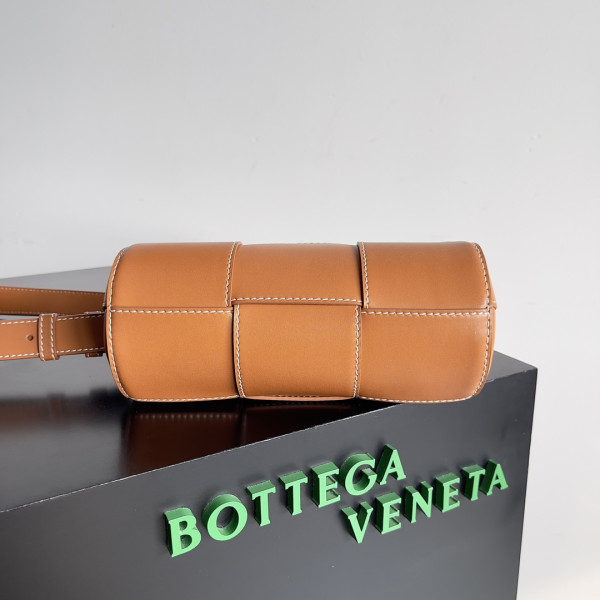 HOT SALE BOTTEGA VENETA Small Canette