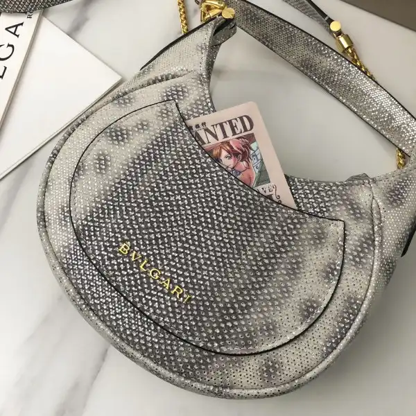 Bagsoffer yupoo BVLGARI SMALL SERPENTI ELLIPSE SHOULDER BAG