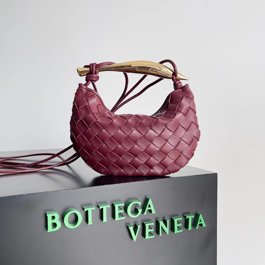 Frstbag ru BOTTEGA VENETA  MINI Sardine Top Handle Bag