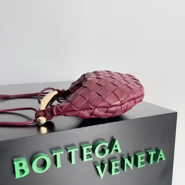 Yupoo bagsoffer BOTTEGA VENETA  MINI Sardine Top Handle Bag