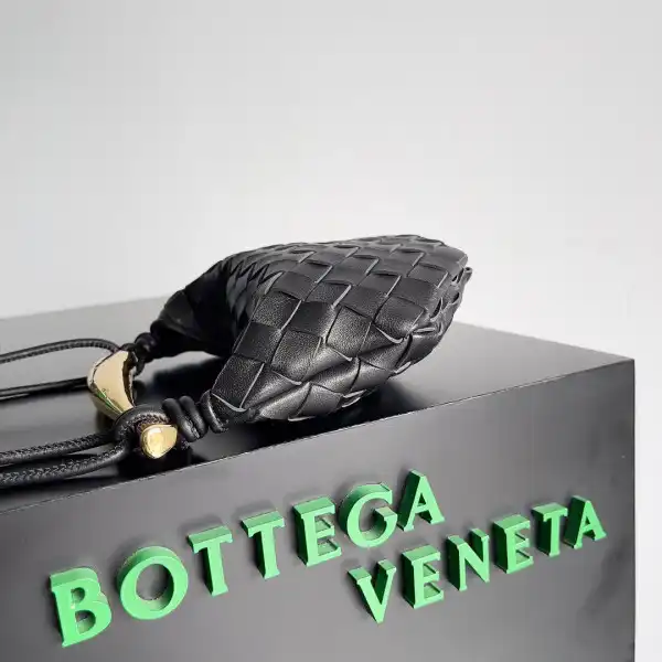 Yupoo bagsoffer BOTTEGA VENETA  MINI Sardine Top Handle Bag