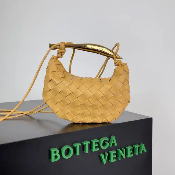 Firstbag Ru BOTTEGA VENETA  MINI Sardine Top Handle Bag