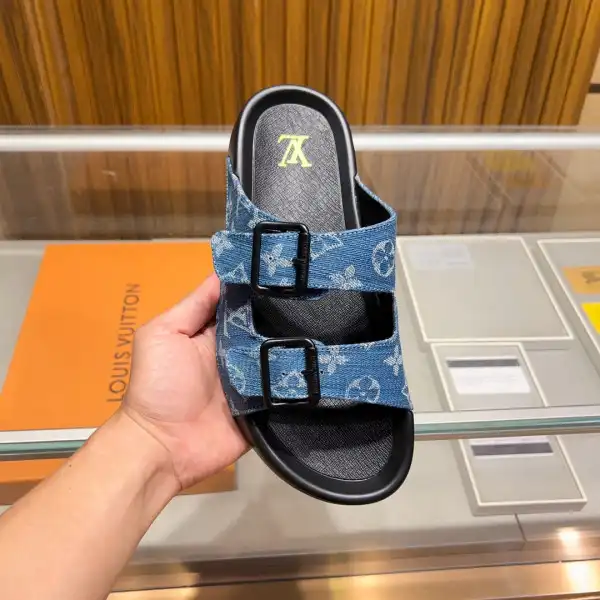 LOUIS VUITTON SLIPPERS