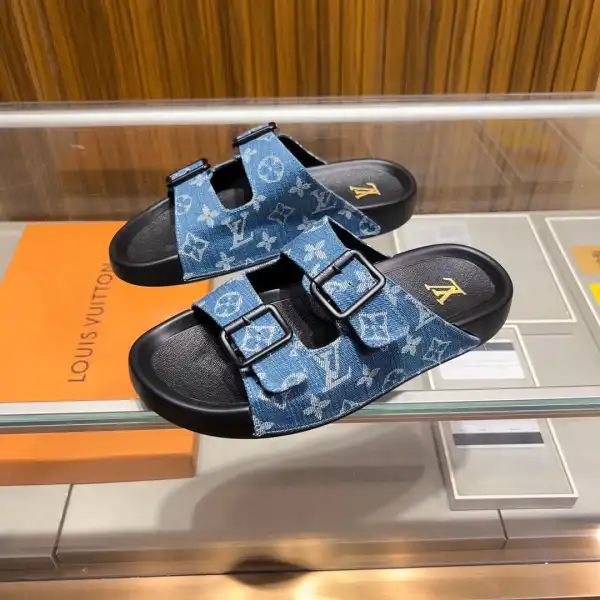 LOUIS VUITTON SLIPPERS