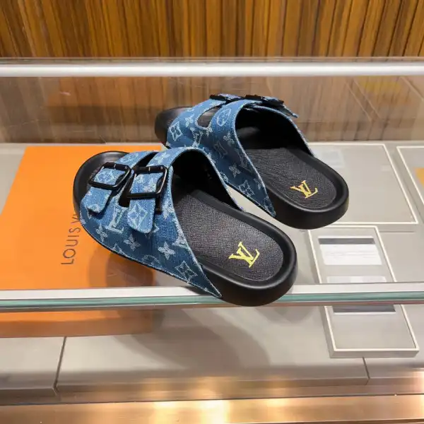 LOUIS VUITTON SLIPPERS