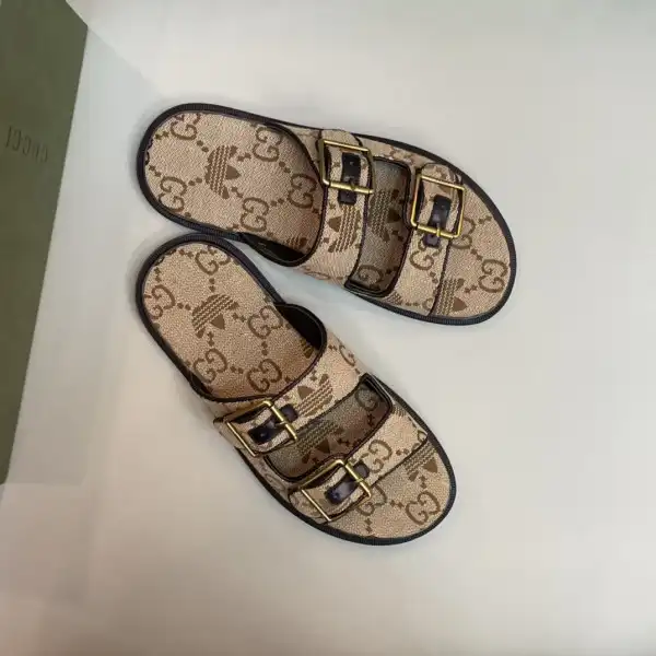 Bagsoffer GUCCI slipper