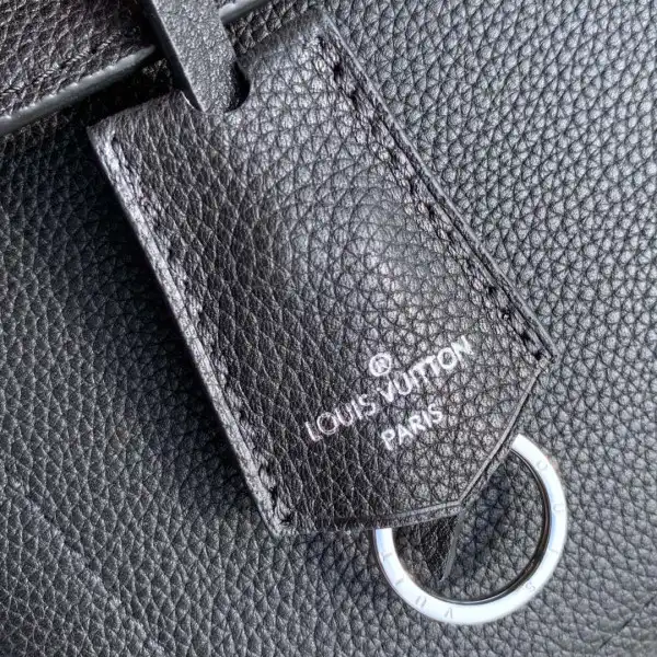 Bagsoffer LOUIS VUITTON LOCKME EVER BB