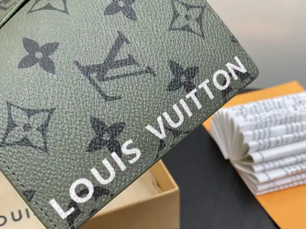 Affordable Louis Vuitton Pocket Organizer