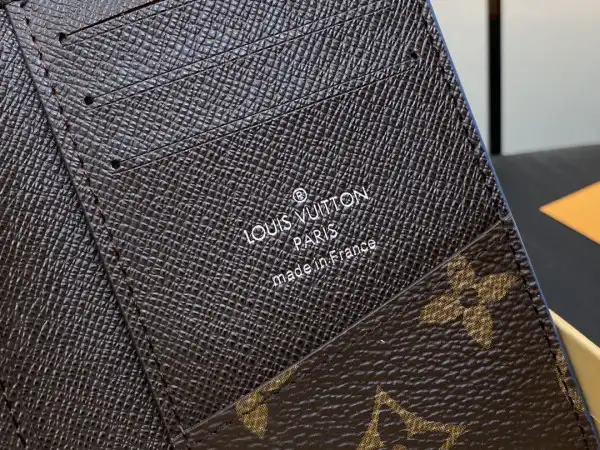 TO Louis Vuitton Pocket Organizer